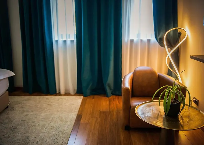 Casa Hrisicos Hotel 4*