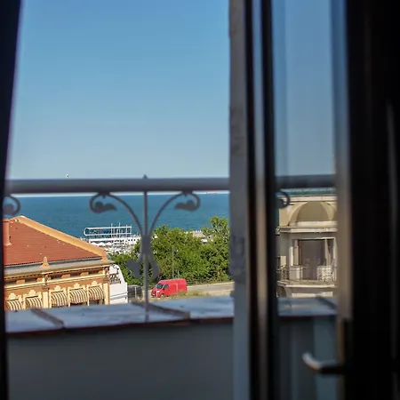 Casa Hrisicos Hotel 4*