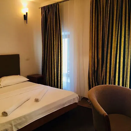 Casa Hrisicos Hotel